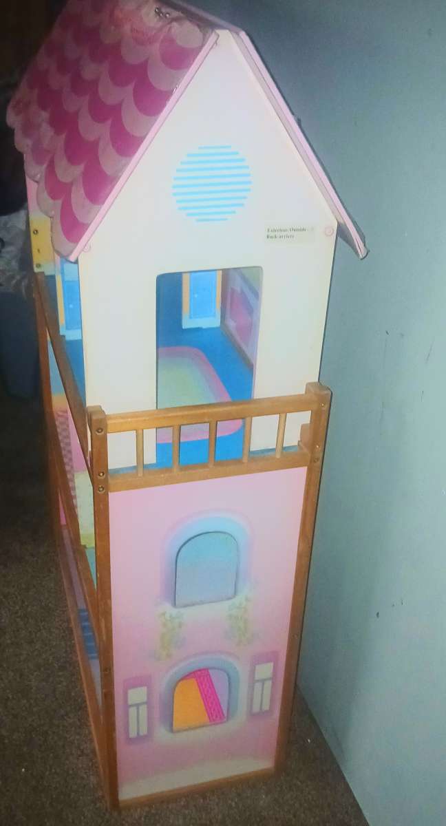 Large 5 Foot Wooden Doll House