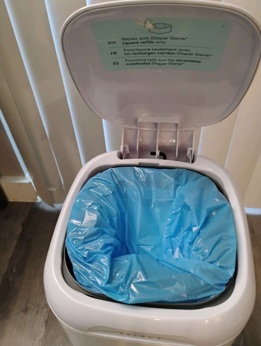 Diaper genie