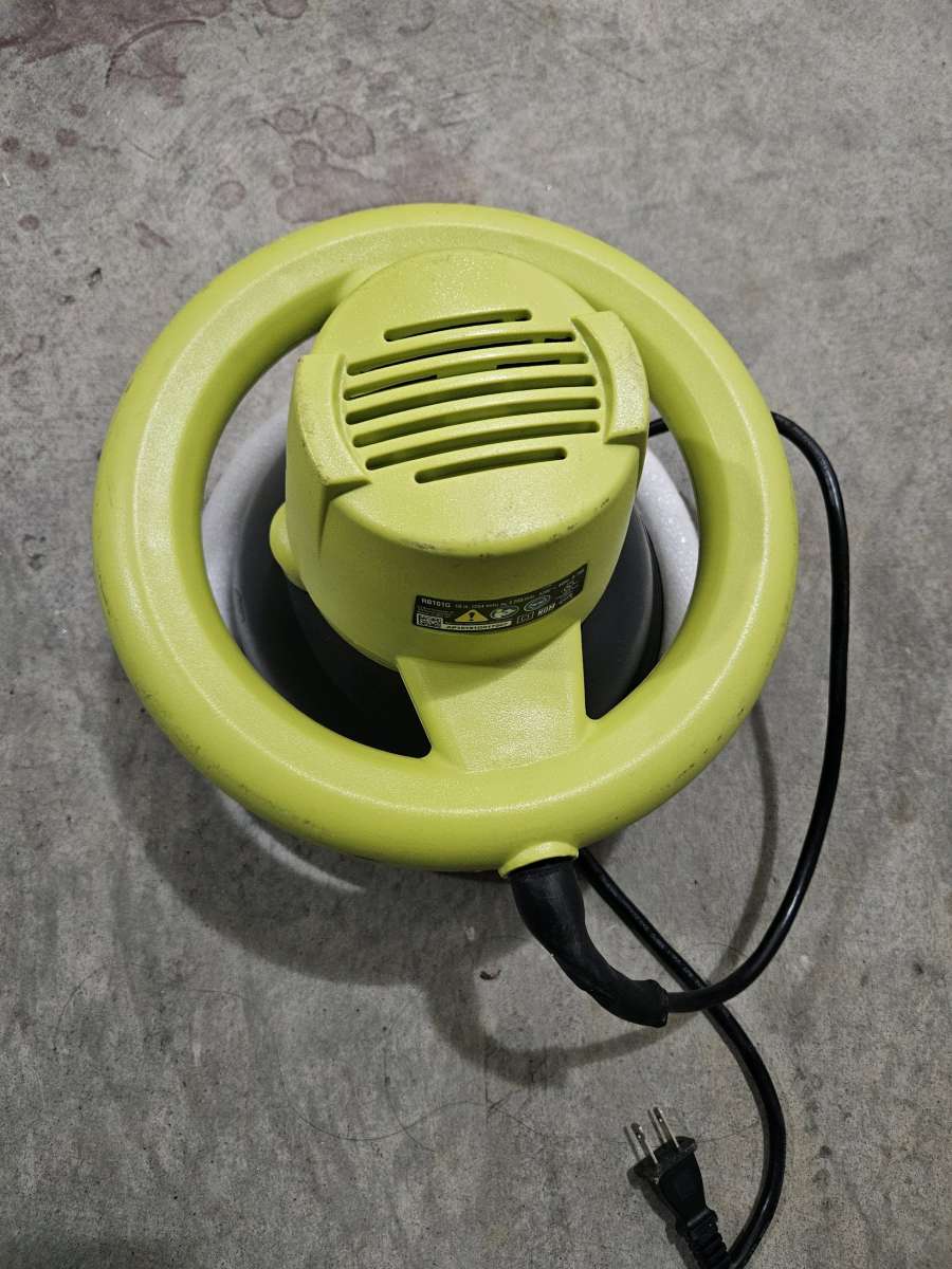 car cleaning supplies