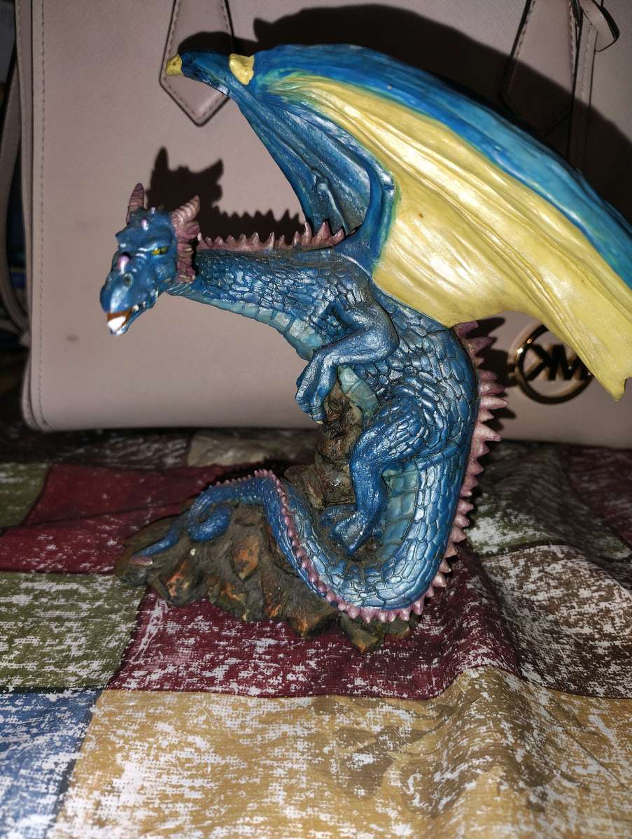 Vintage 1998 Summit Collection winged blue dragon figurine