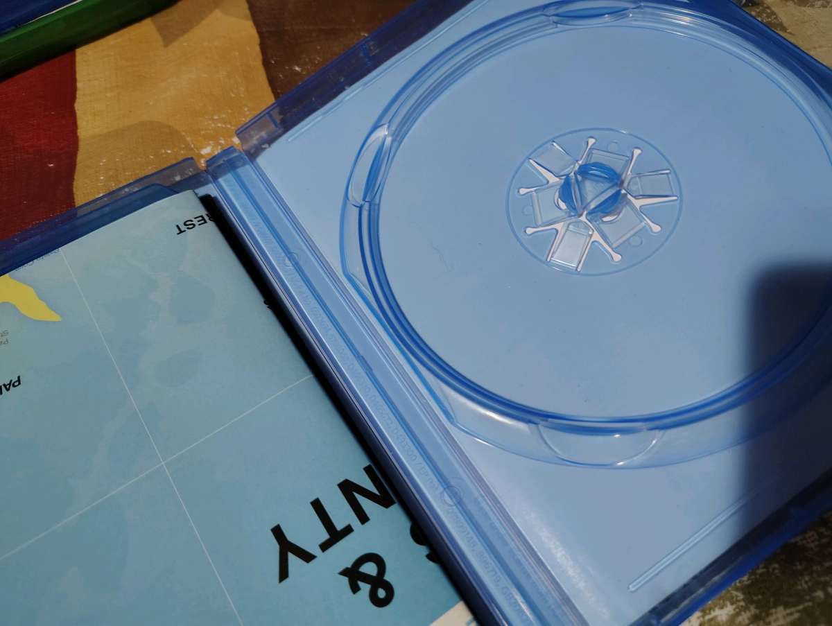 GTA Five PS4 Disc looks brand new still hasmap