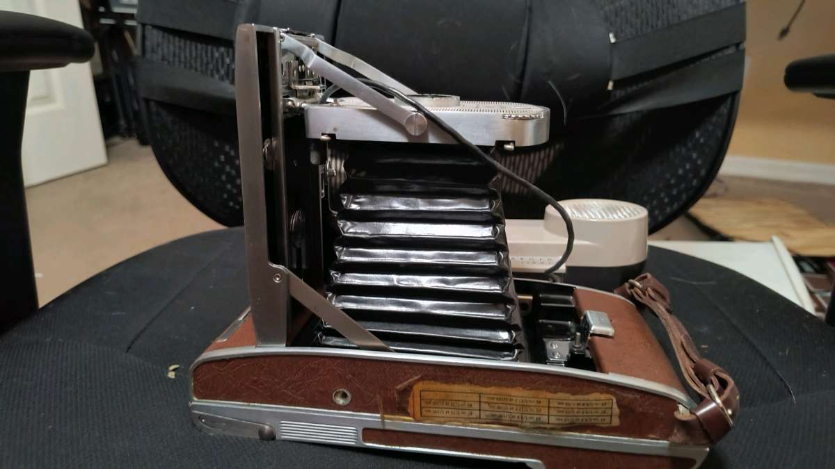 Polaroid land camera and Zeiss IKON