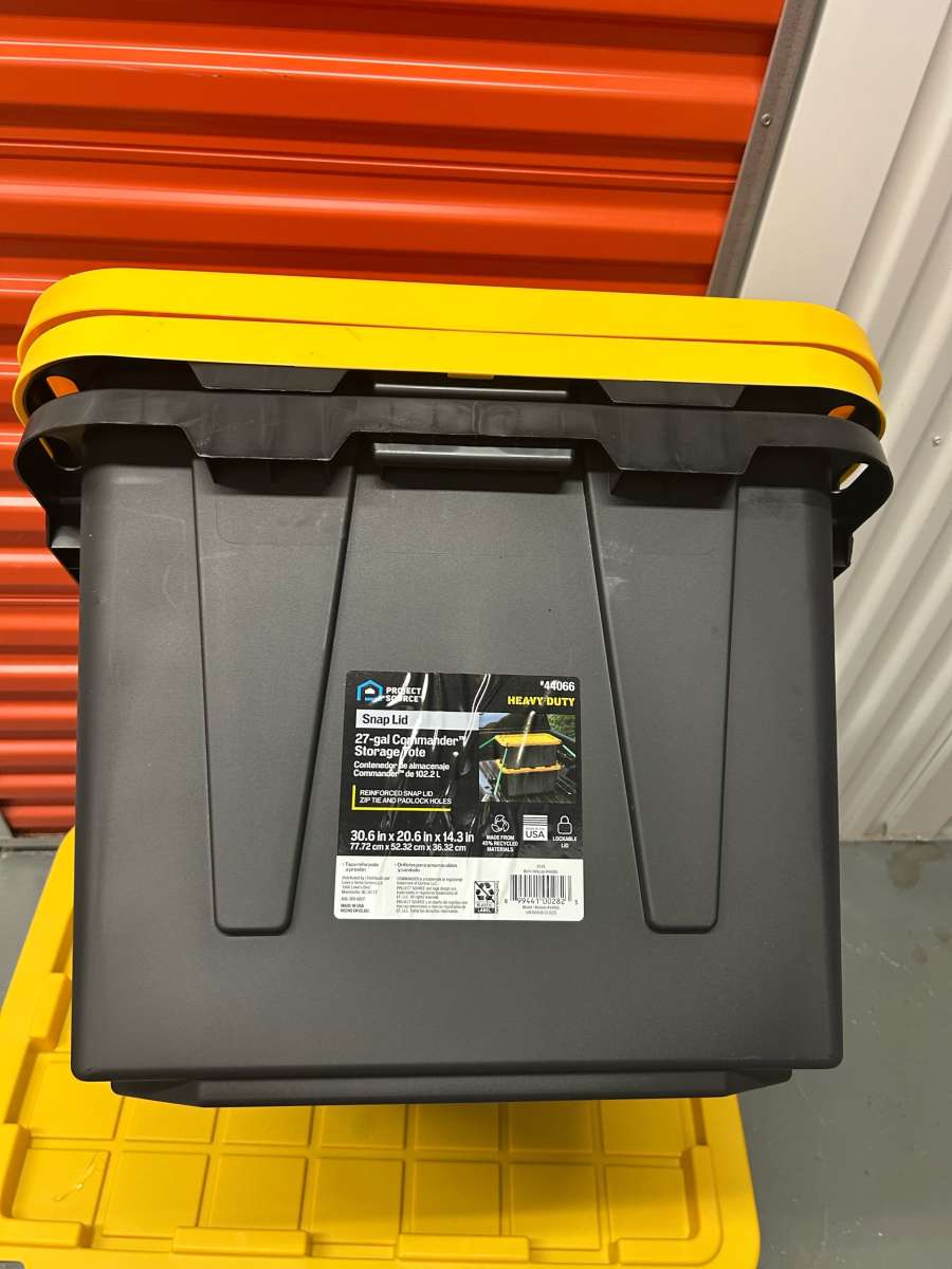 27 Gallon Black Tote with Standard Snap Lid Heavy dut
