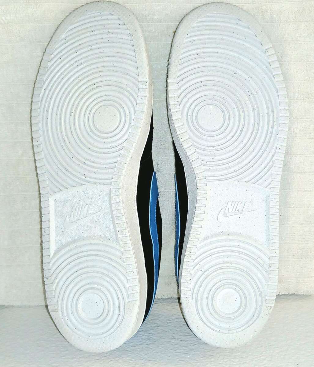 Nike Court Vision size 12