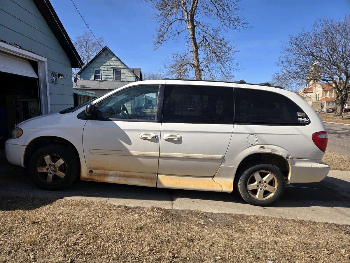 dodge grand caravan