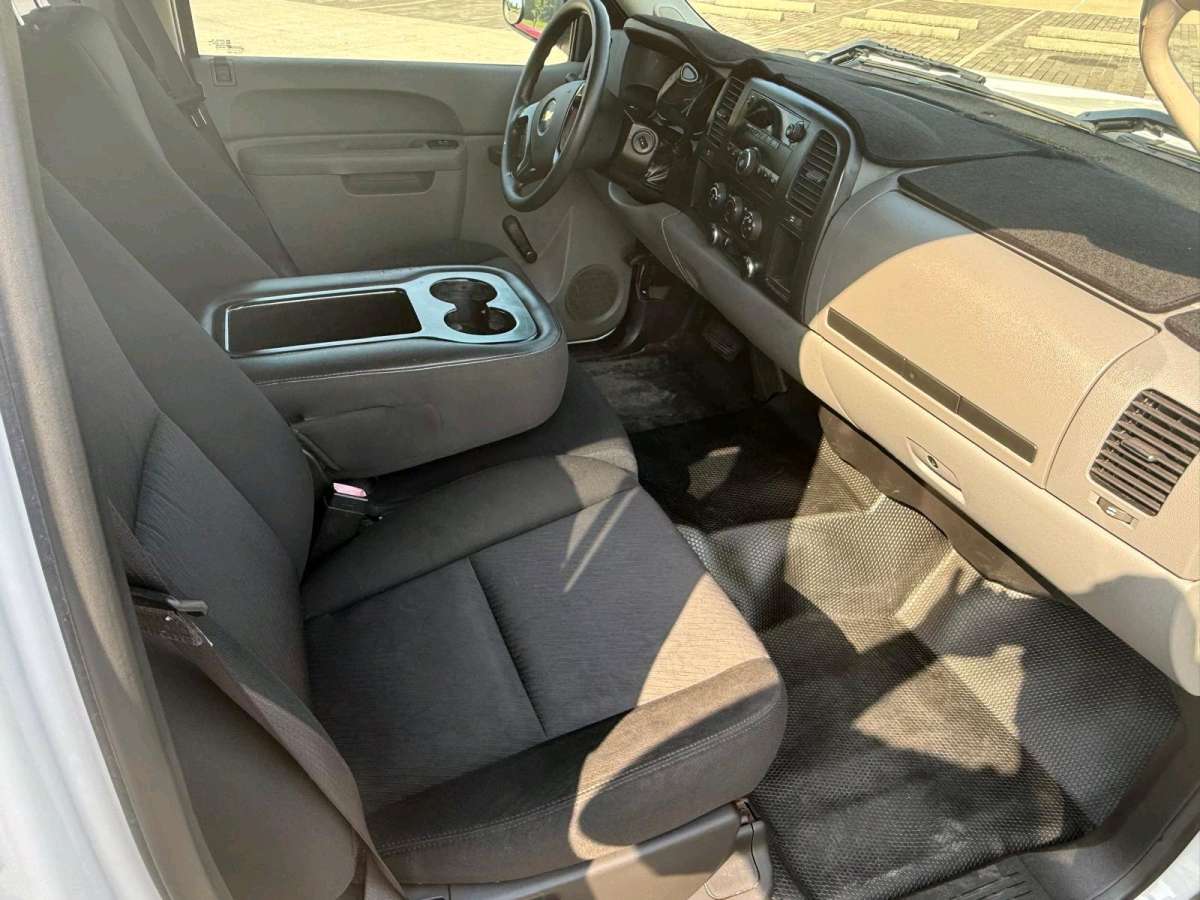 2013 CHEVROLET SILVERADO