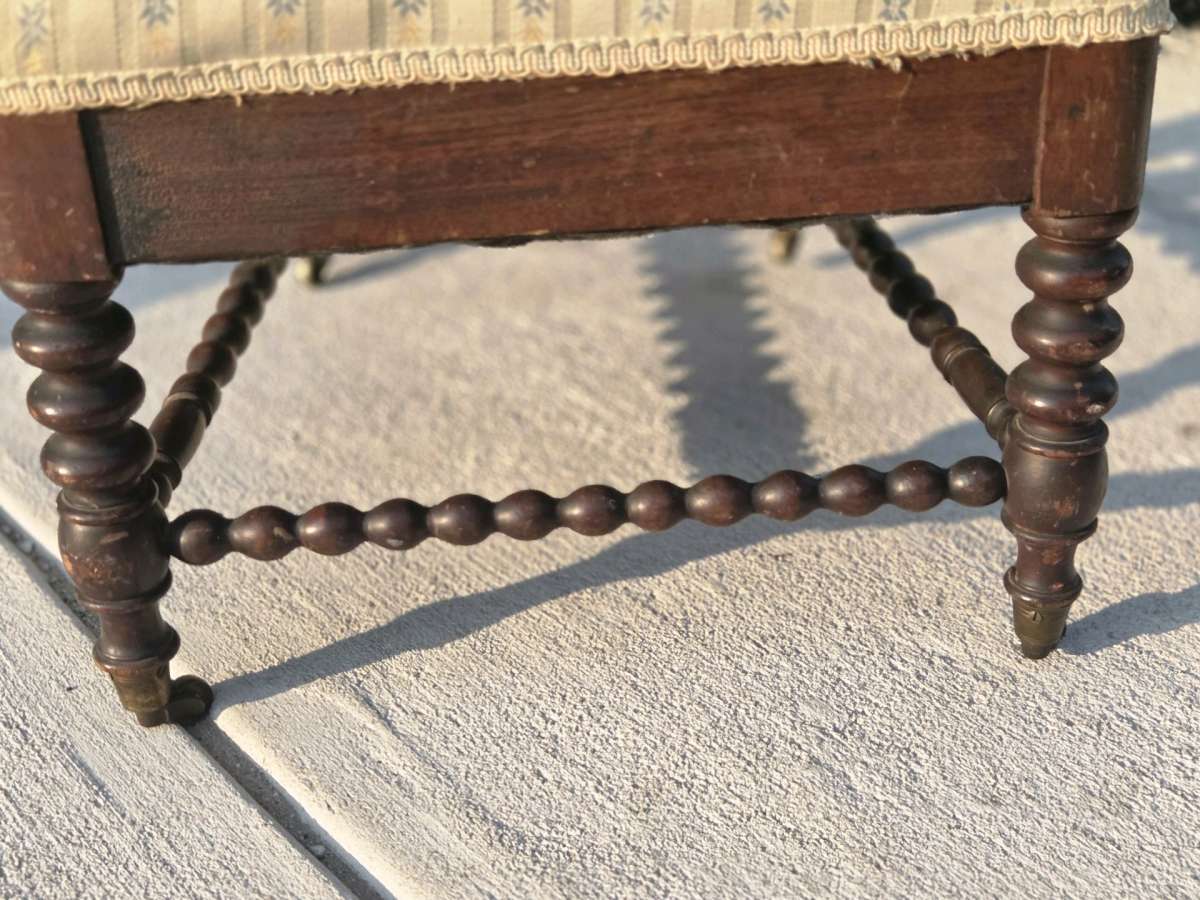 Antique Victorian Bobbin Chair  Classic Turned Spindle Desig