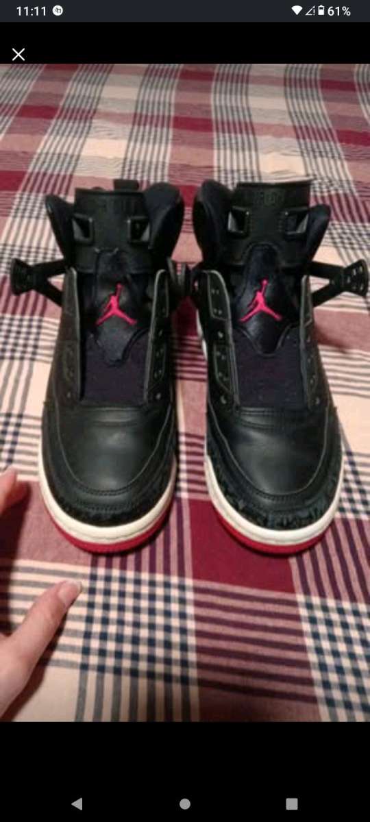 girls Jordans