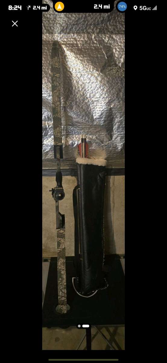 Bow with quiver and arrows