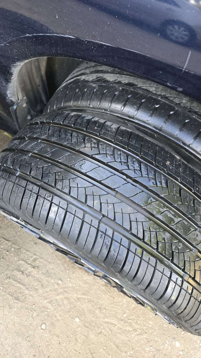 20 inch AZARA RIMS and tires