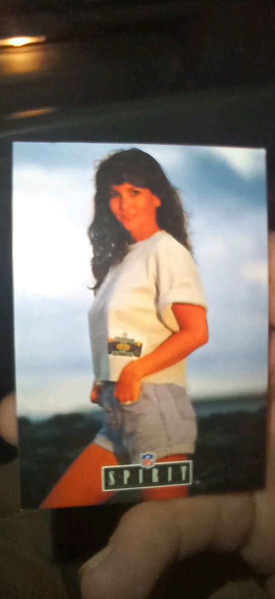 VinnyTestaverdes wifes trading card