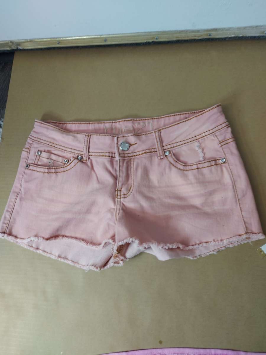 RUE 21 Mauve Jean Short Size 9