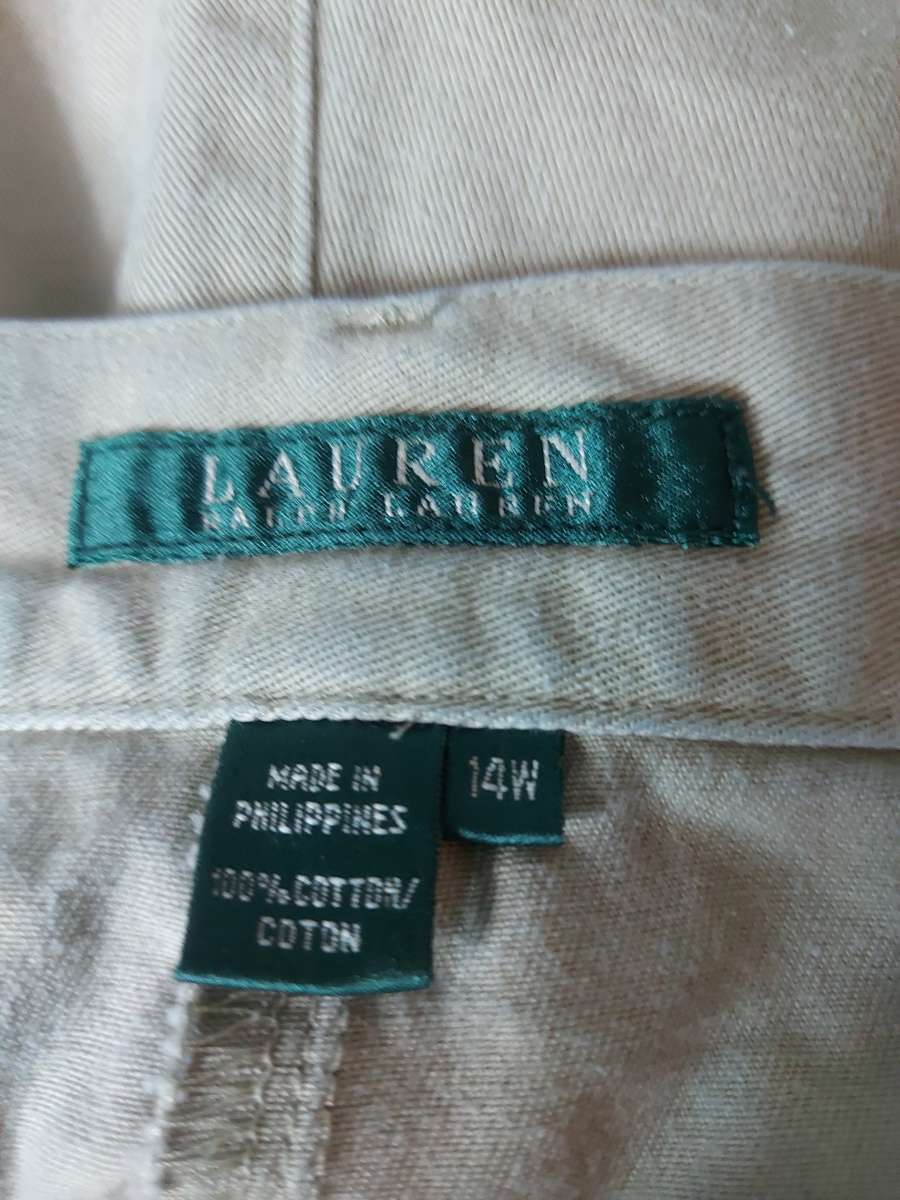Lauren Ralph Lauren Khaki Chino Shorts Size 14W School Summe