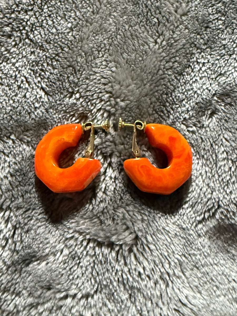 Vintage Bakelite Earrings CROSSPOSTED