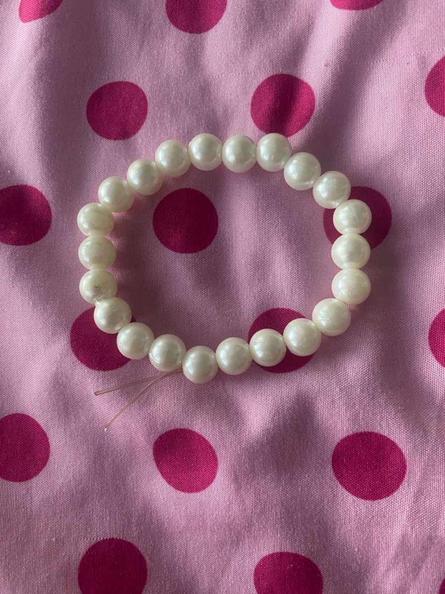 big pearl braclets