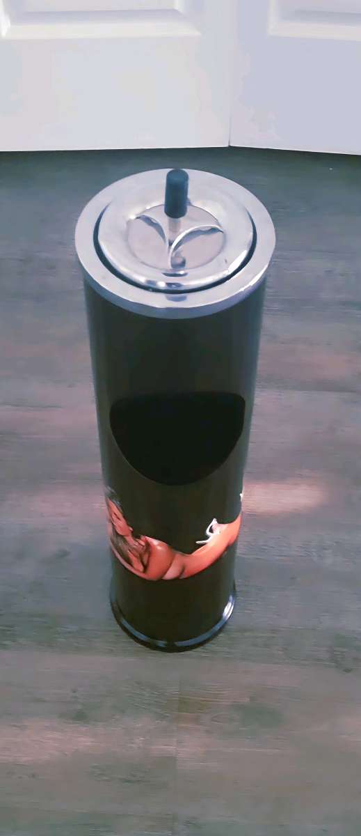 Ash Tray Collectable