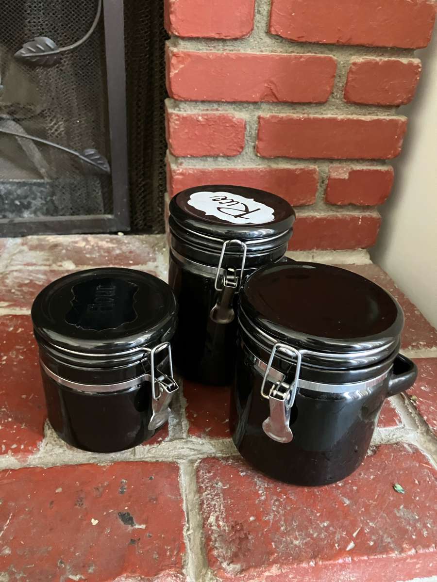 black glass containers