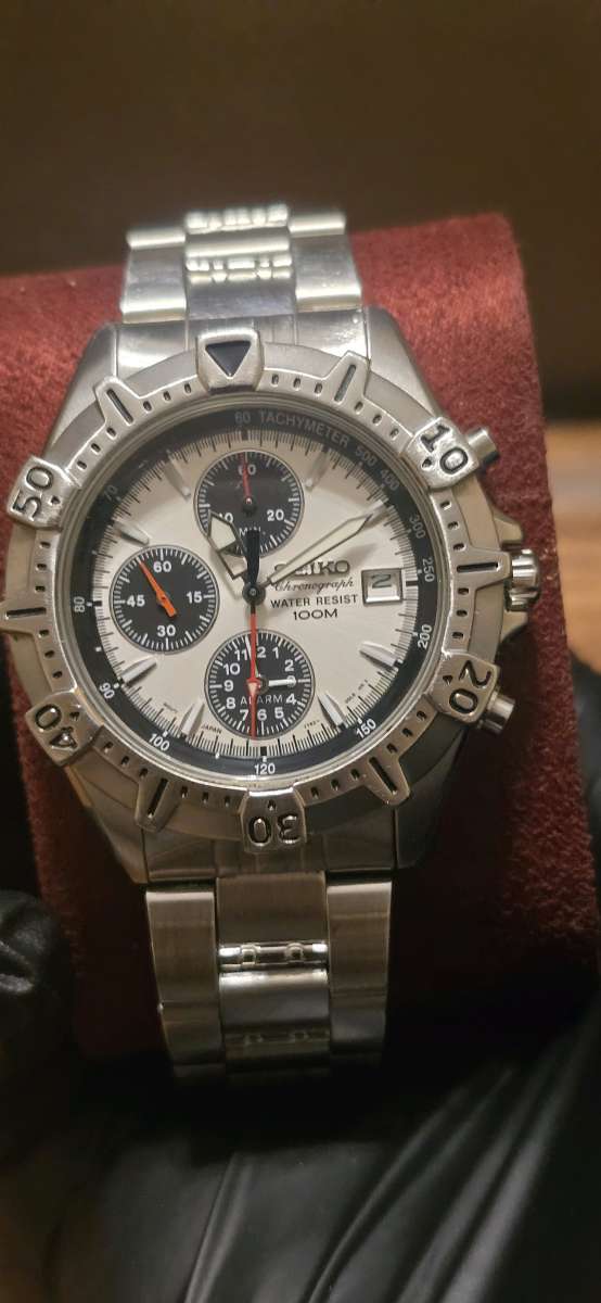vintage seiko chronograph panda dial