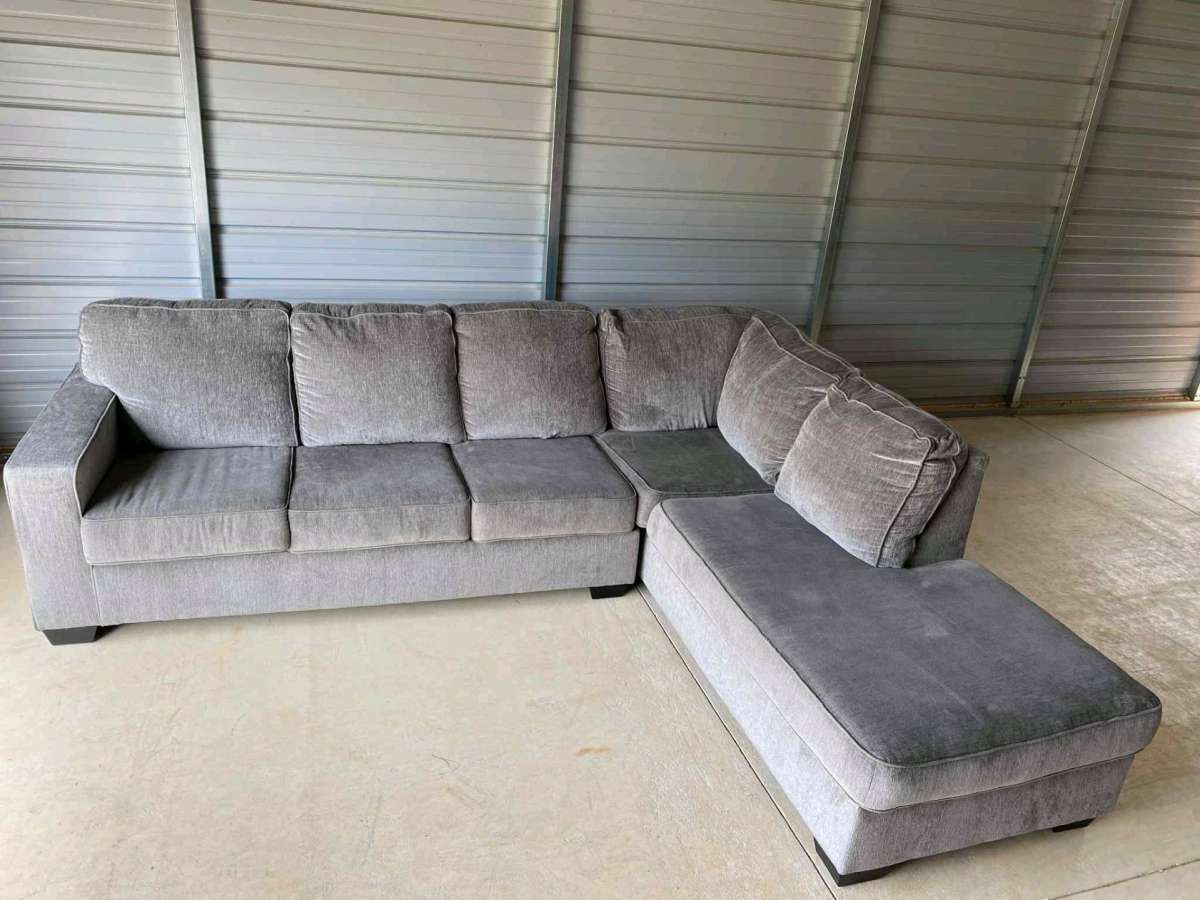 Ashley Furniture Altari Fabric 2 pc Sectional