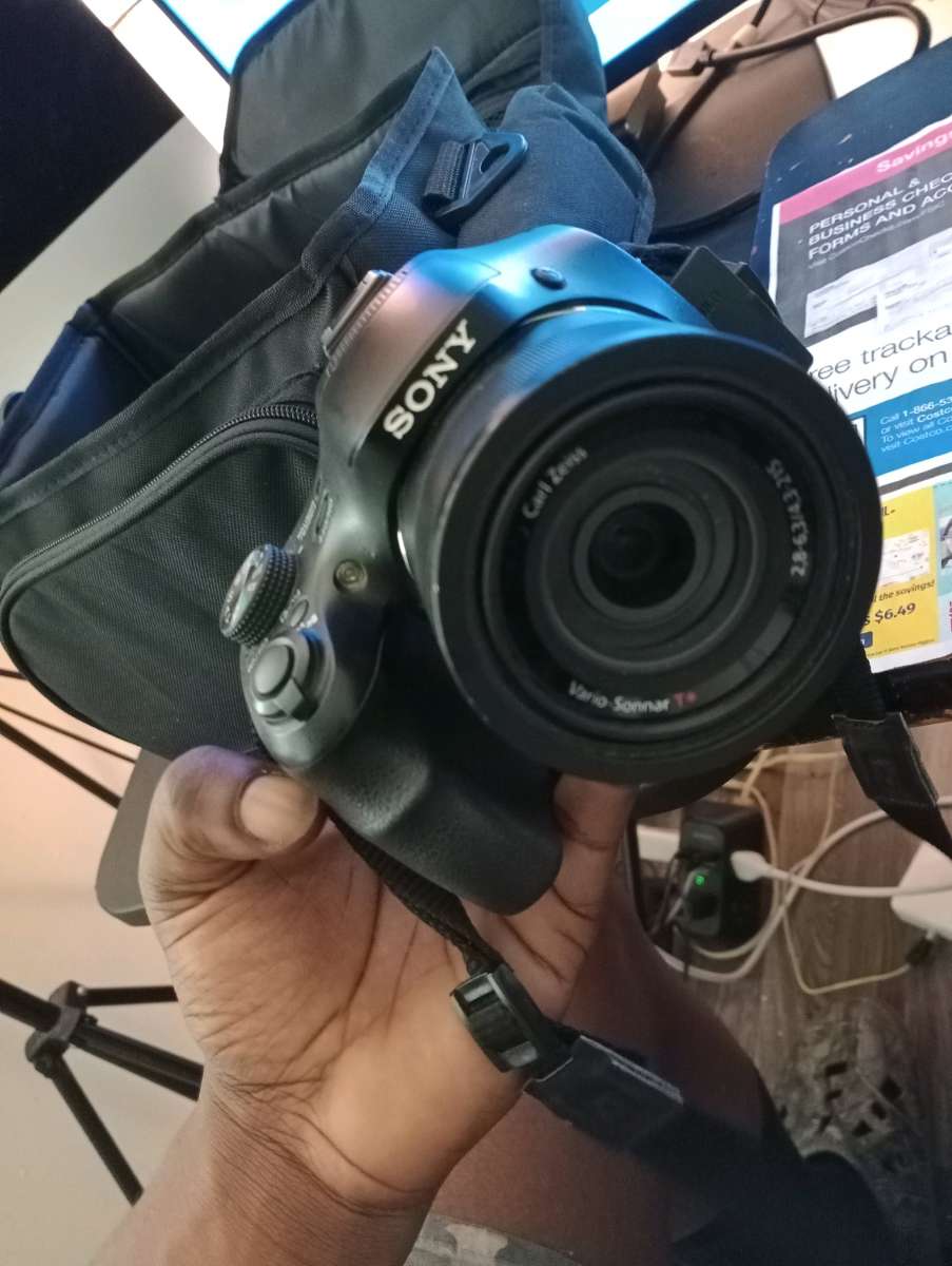 Sony Cybershot DSCHX400V