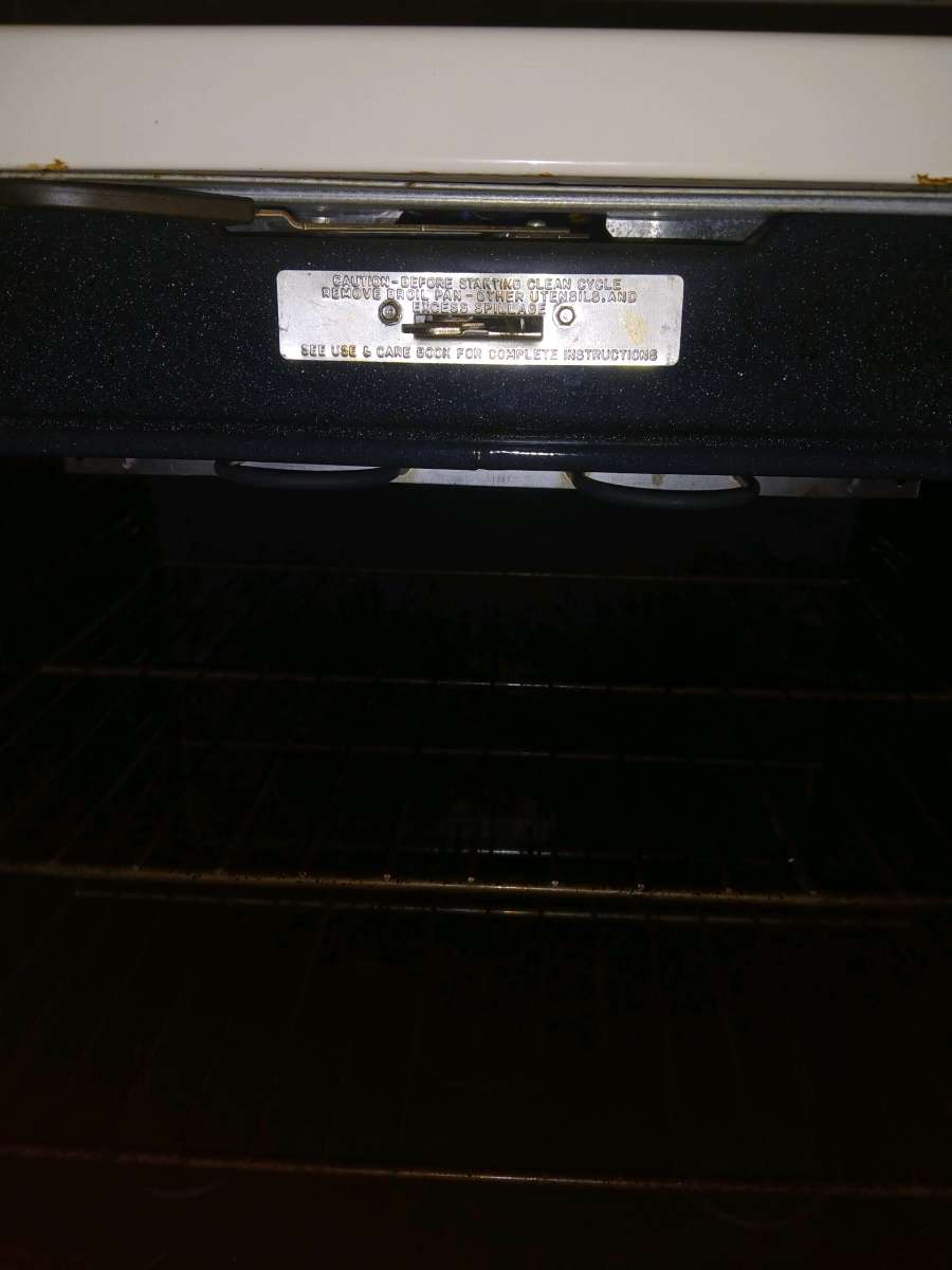 GE White Stove Oven Spectra