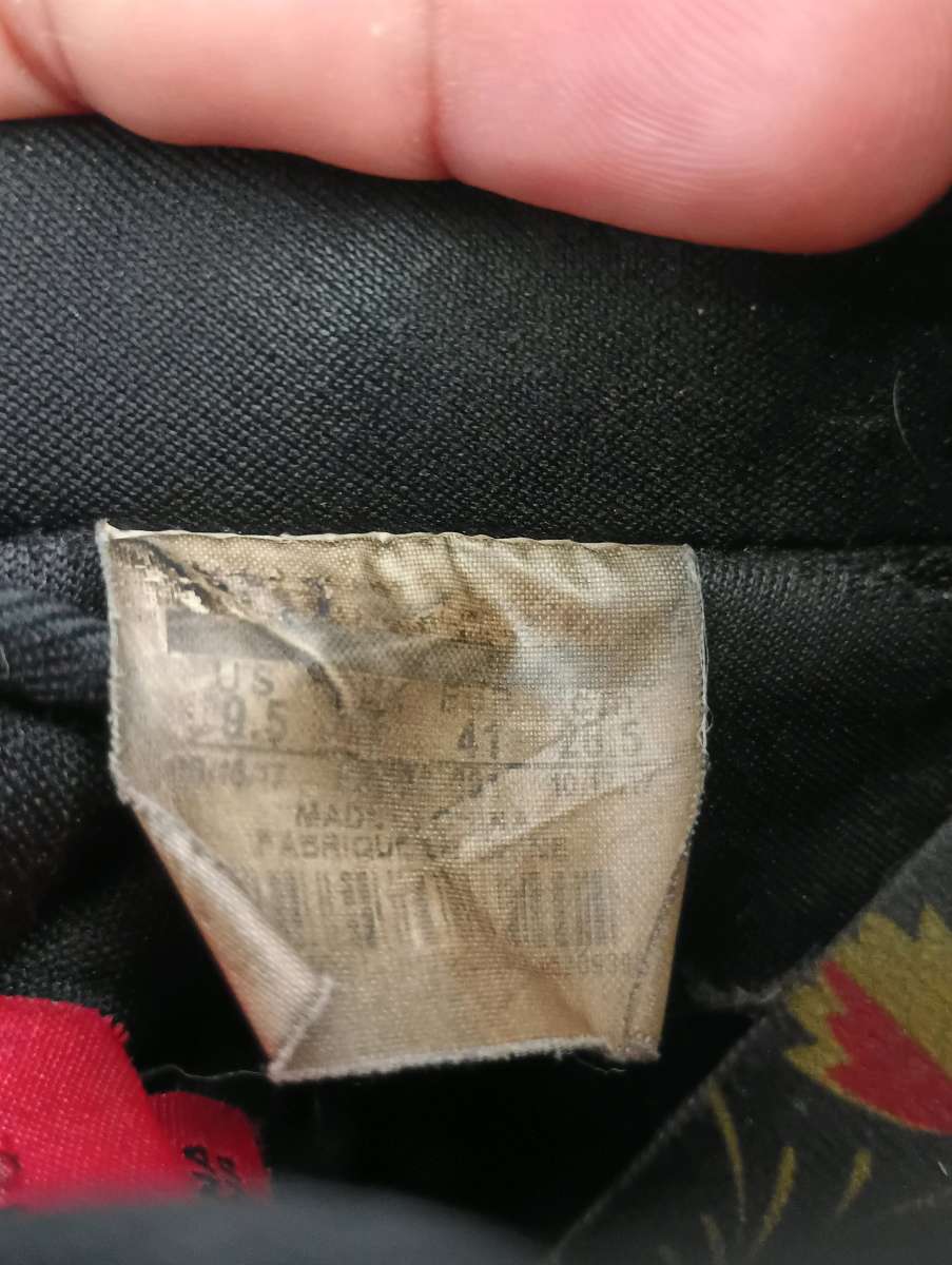 Nike Air Force 1 07 LE Russian Floral Black Red shoes