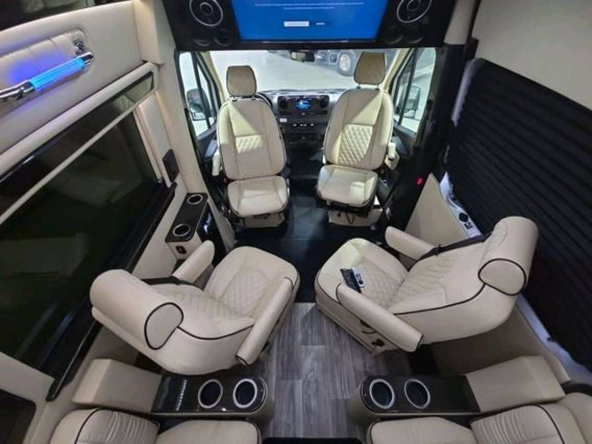 2023 ULTIMATE TOYS CRUISER 144