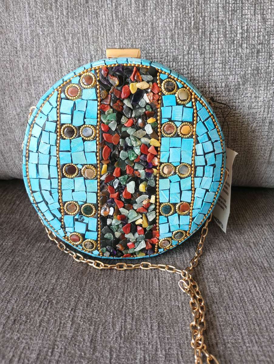 Lulu Gipsy Circle Crossbody Purse