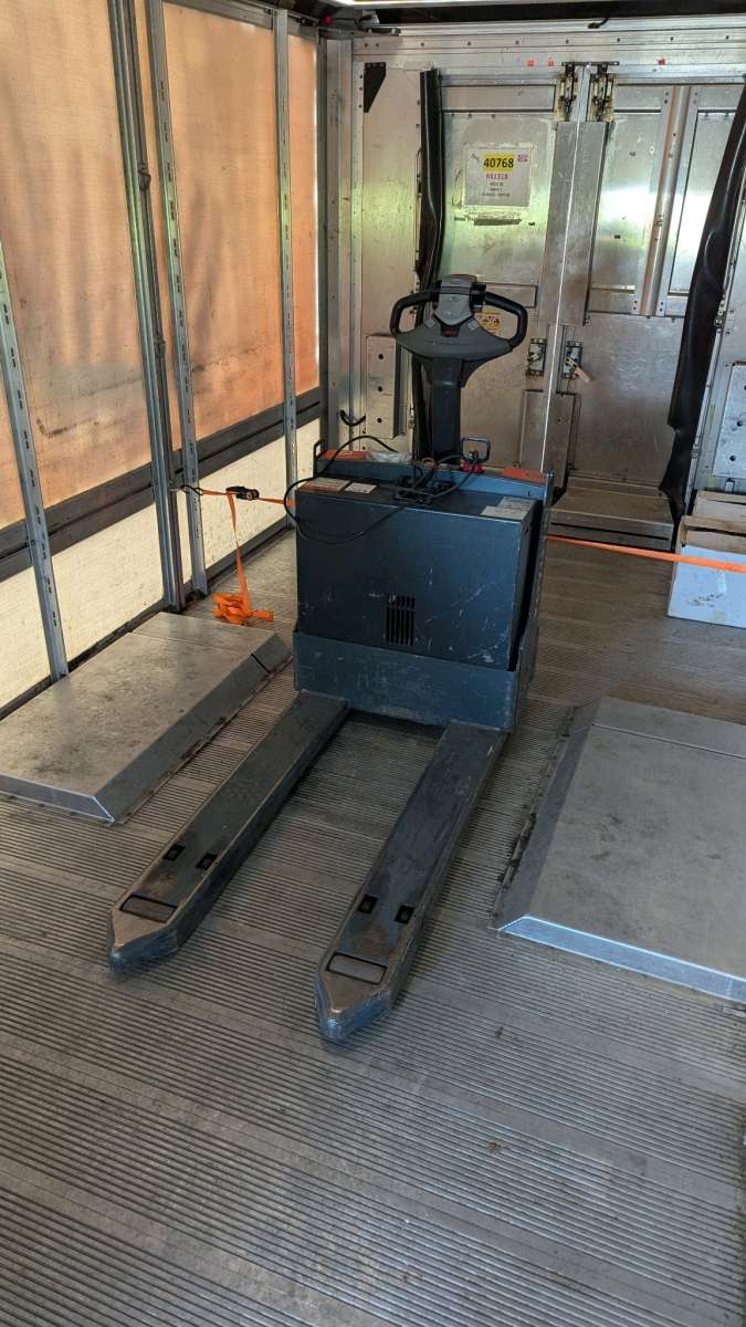 Electric Toyota Pallet Jack