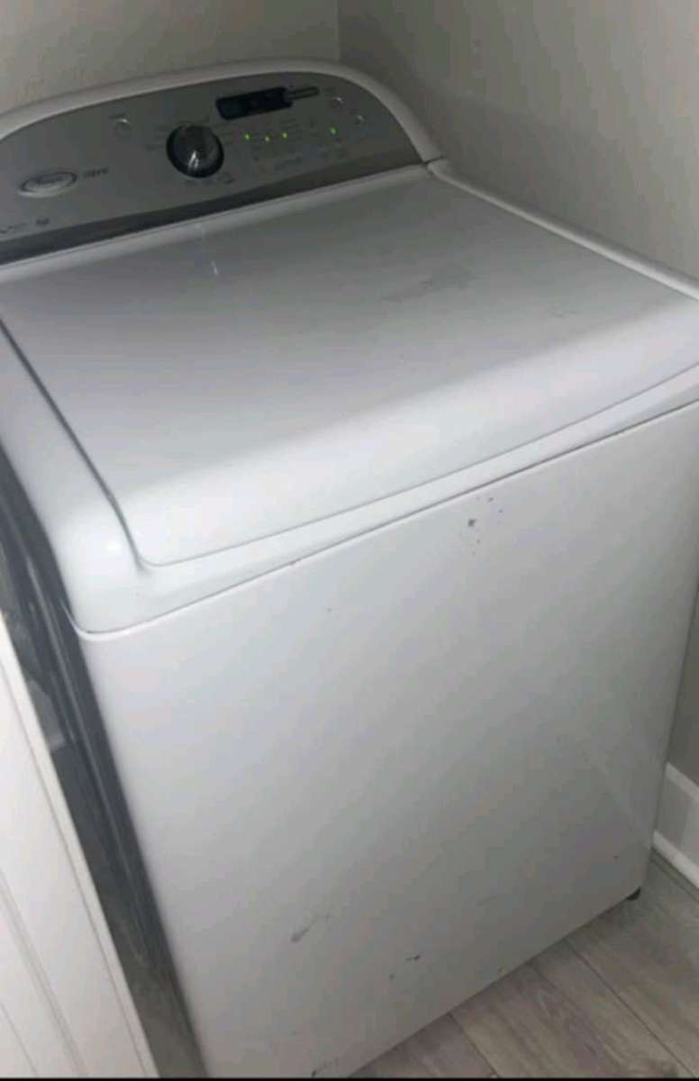 WHIRLPOOL CABRIO WASHER AND DRYER SET