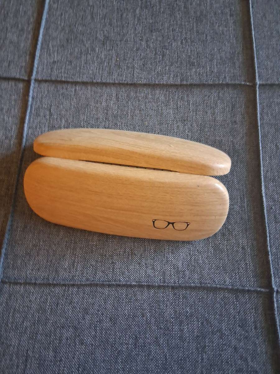 Glasses case