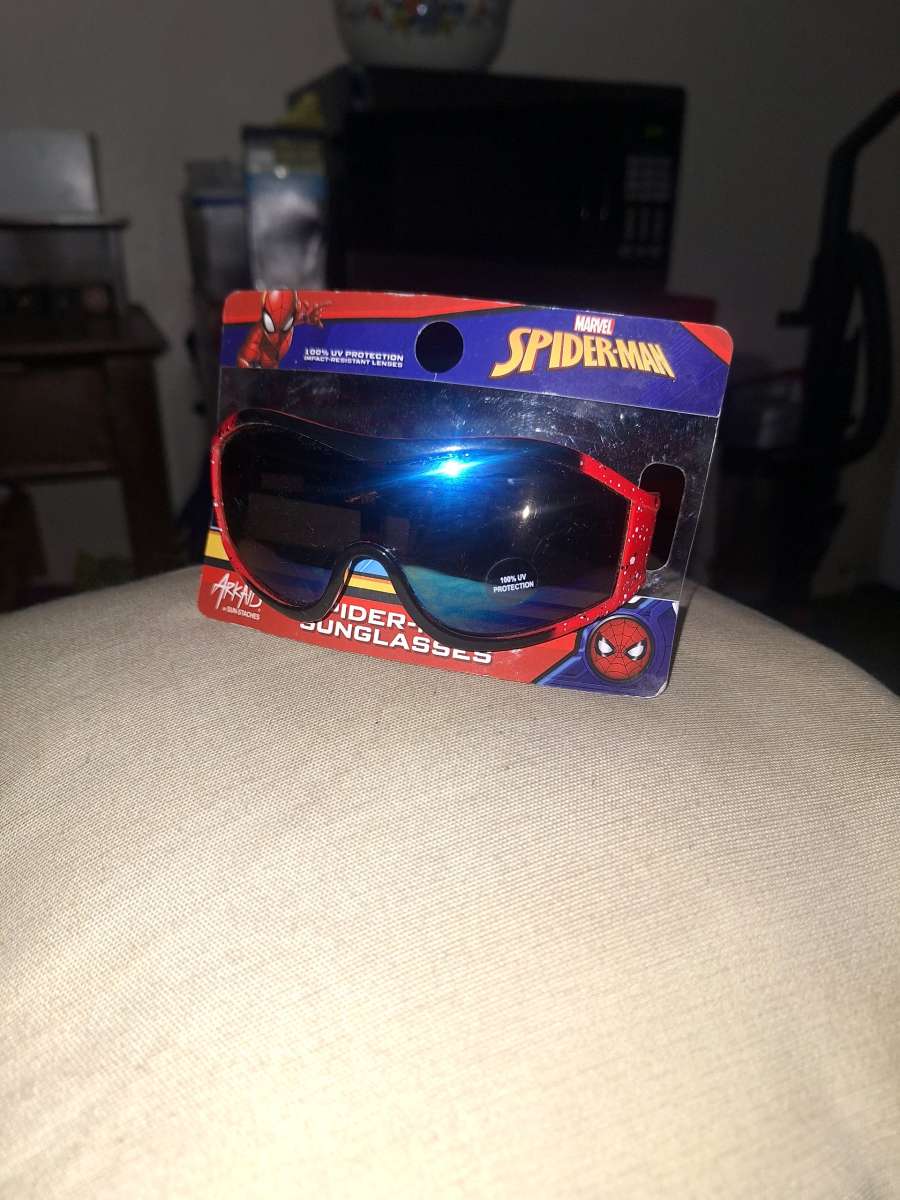 Marvel SpiderMan kids paint splattered Sport Sunglasses