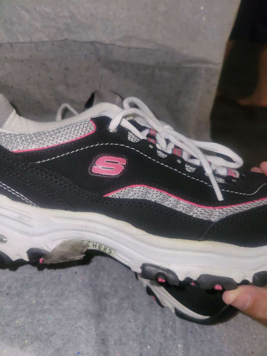 Sketchers Pink and Black