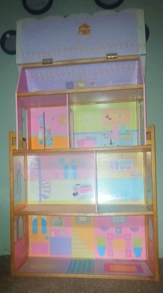 Large 5 Foot Wooden Doll House