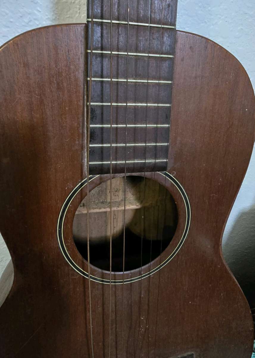 Acoustic Guitar  Vintage