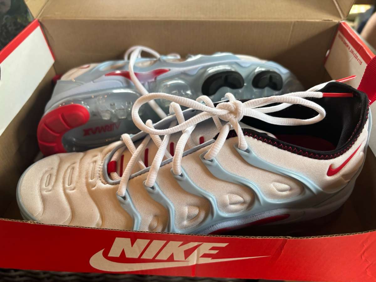 Nike air vapormax plus