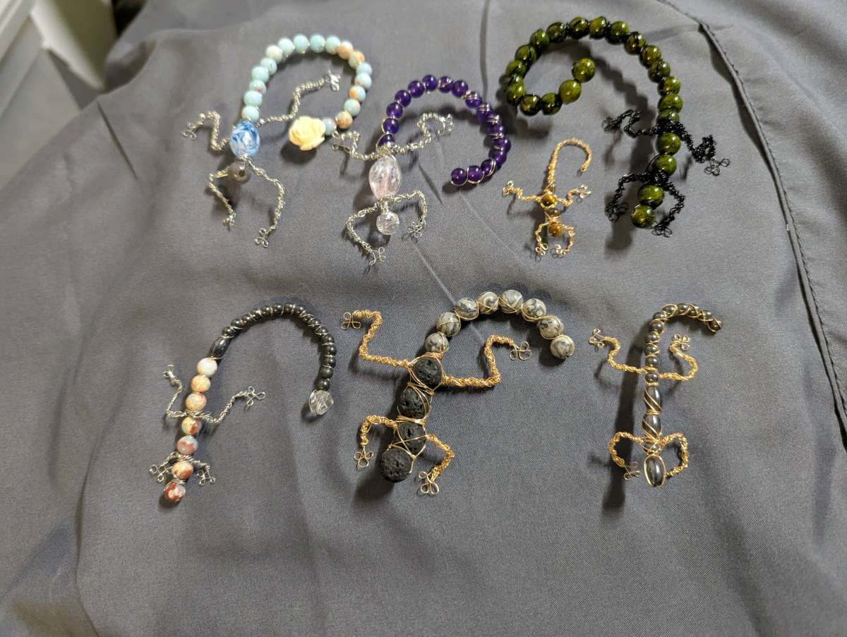 Wire And Stone Creatures