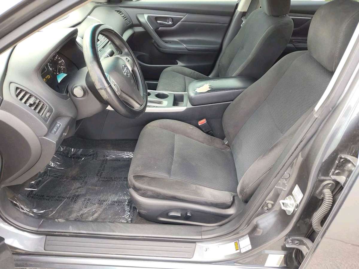 2015  Nissan Altima S