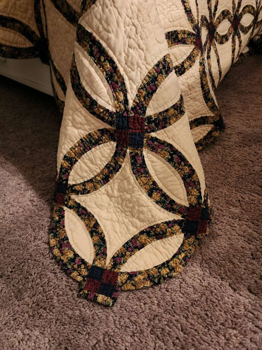 Donna Sharp reversible quilt KING