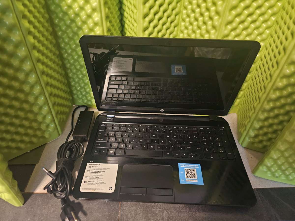 HP Laptop With Charger
