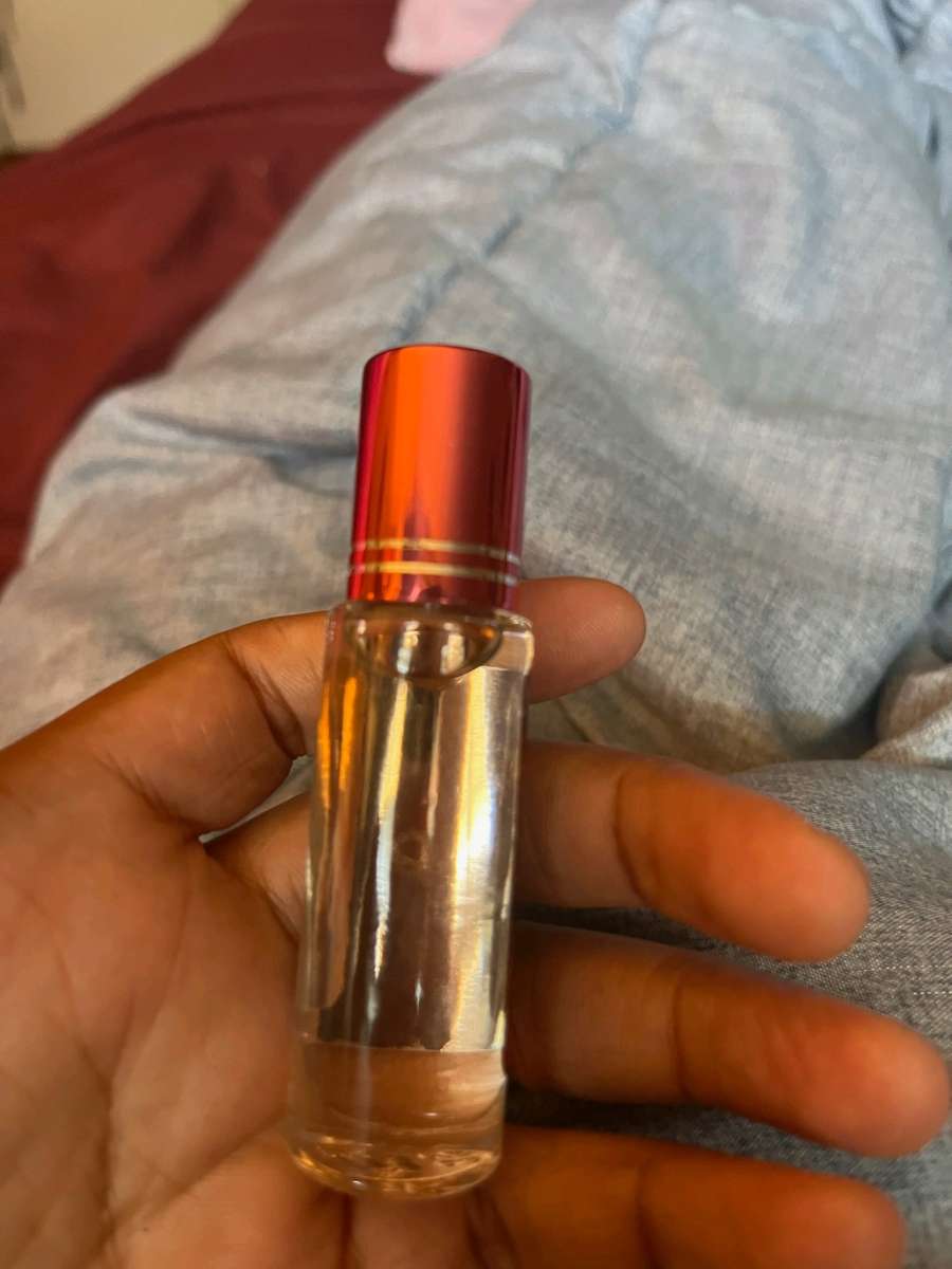 Jimmy Choo I want you roll on perfume