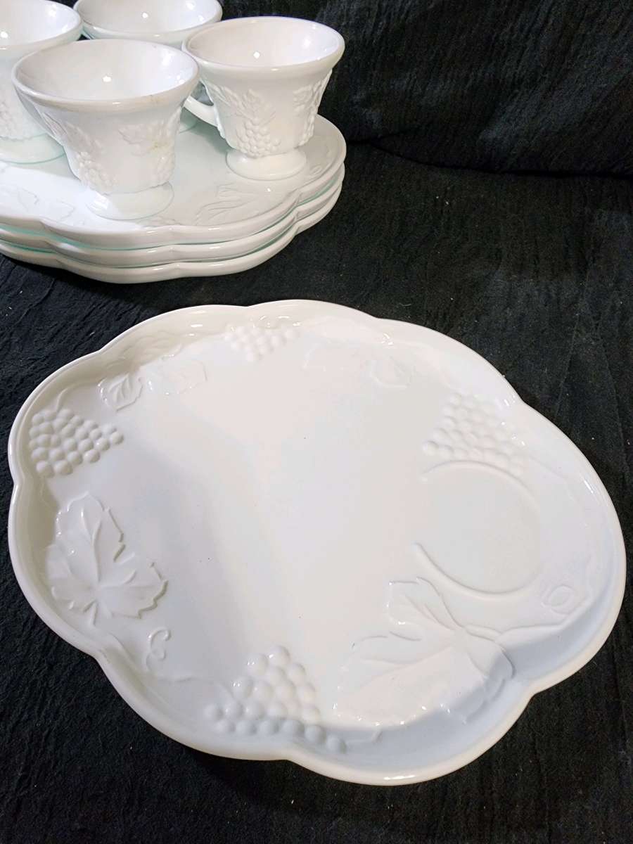 Vintage Indiana milk glass