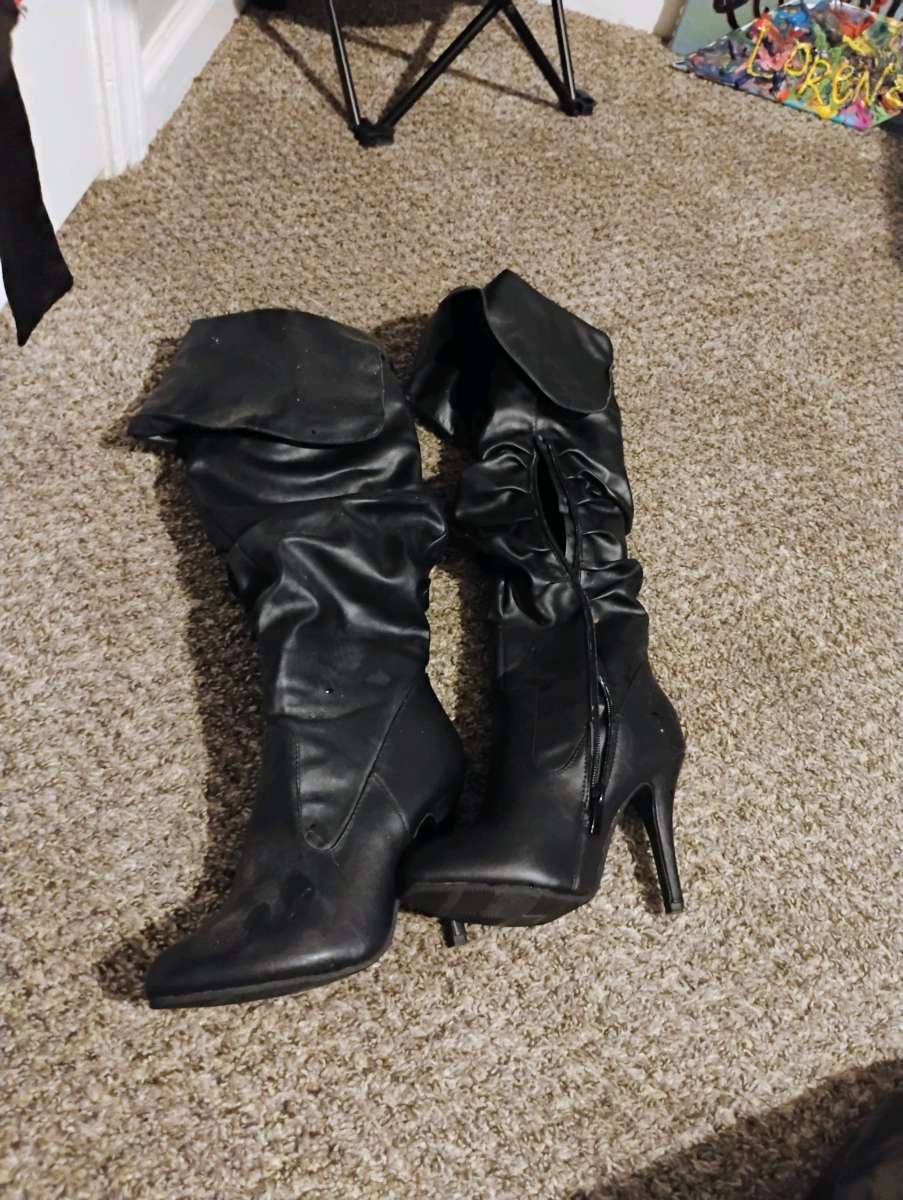 6 different women boots size 8
