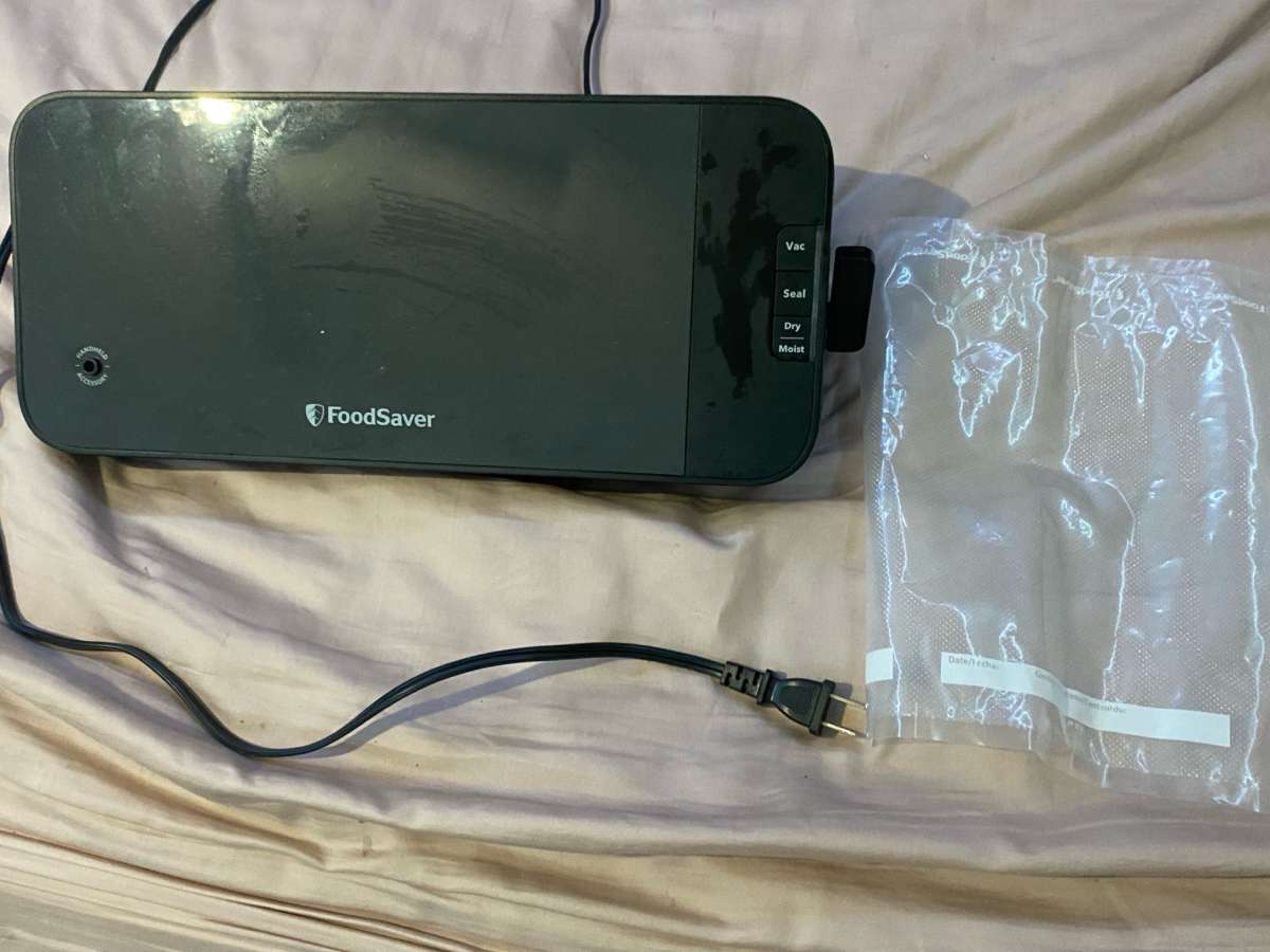 FoodSaver Vacuum Sealer