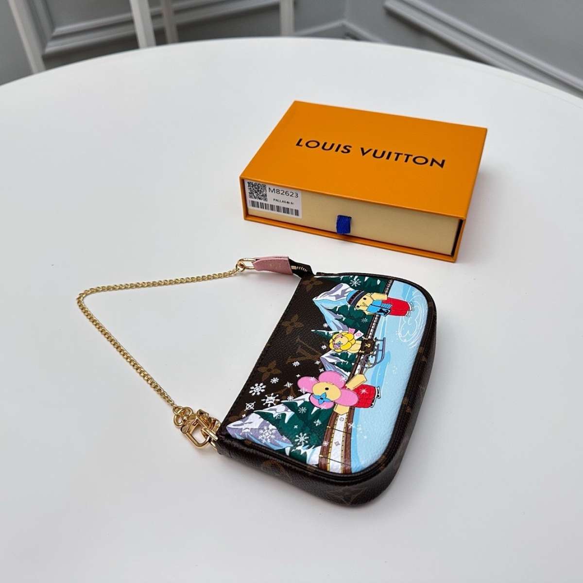 LOUIS VUITTON Limited Edition Monogram Canvas Christmas 2022