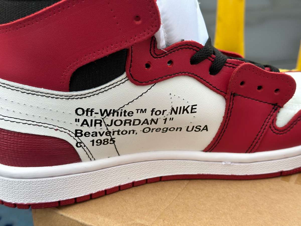 Air Jordan 1 Off White Chicago Red Retro High OG CNC Basketb