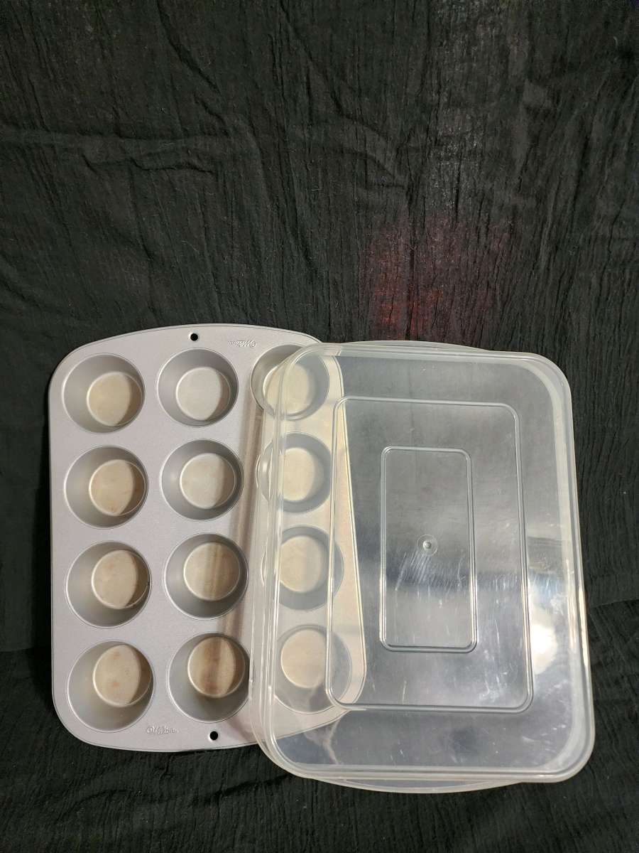 Wilson cupcake muffin pan