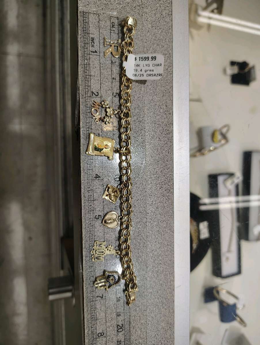 Chino Link Charm Bracelet