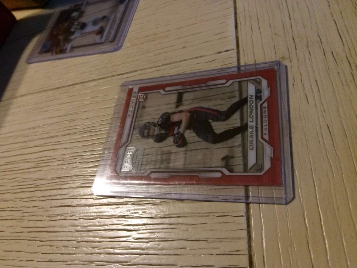 Drake London Playoff Acetate Rookie card 400