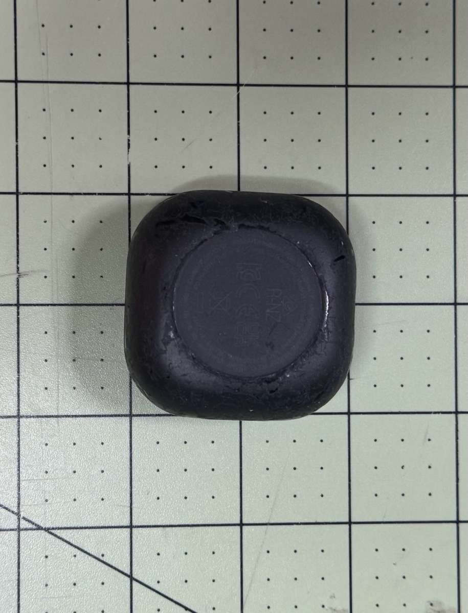 Samsung Galaxy Buds 2 Black  L Earbud Missing  Case  R Earbu